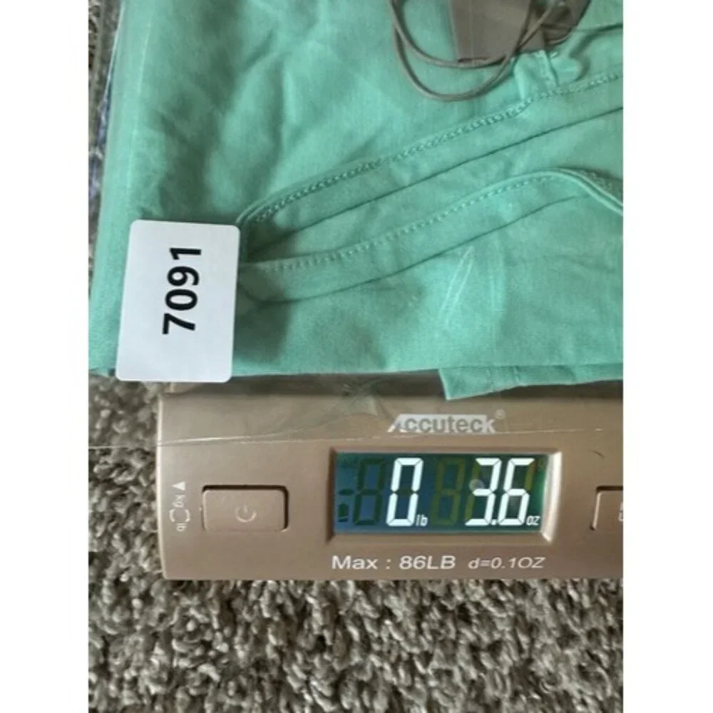 Bench Womens Teal Sleeveless Tank Pull Over Active size Small Casual - Picture 15 of 15